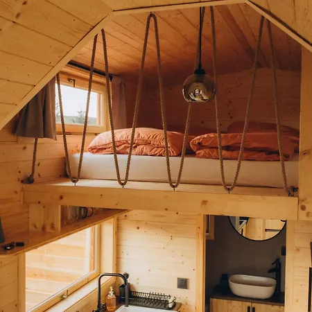 Dom wakacyjny Tiny House S Vyhrivacim Koupacim Sudem *