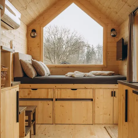 Tiny House S Vyhrivacim Koupacim Sudem *