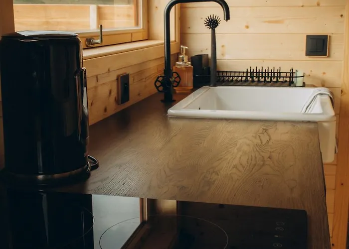 Дом отдыха Tiny House S Vyhrivacim Koupacim Sudem Nove Hrady (Pardubice)