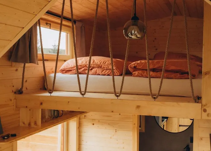 Дом отдыха Tiny House S Vyhrivacim Koupacim Sudem *