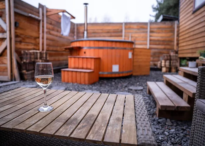 Tiny House S Vyhrivacim Koupacim Sudem *